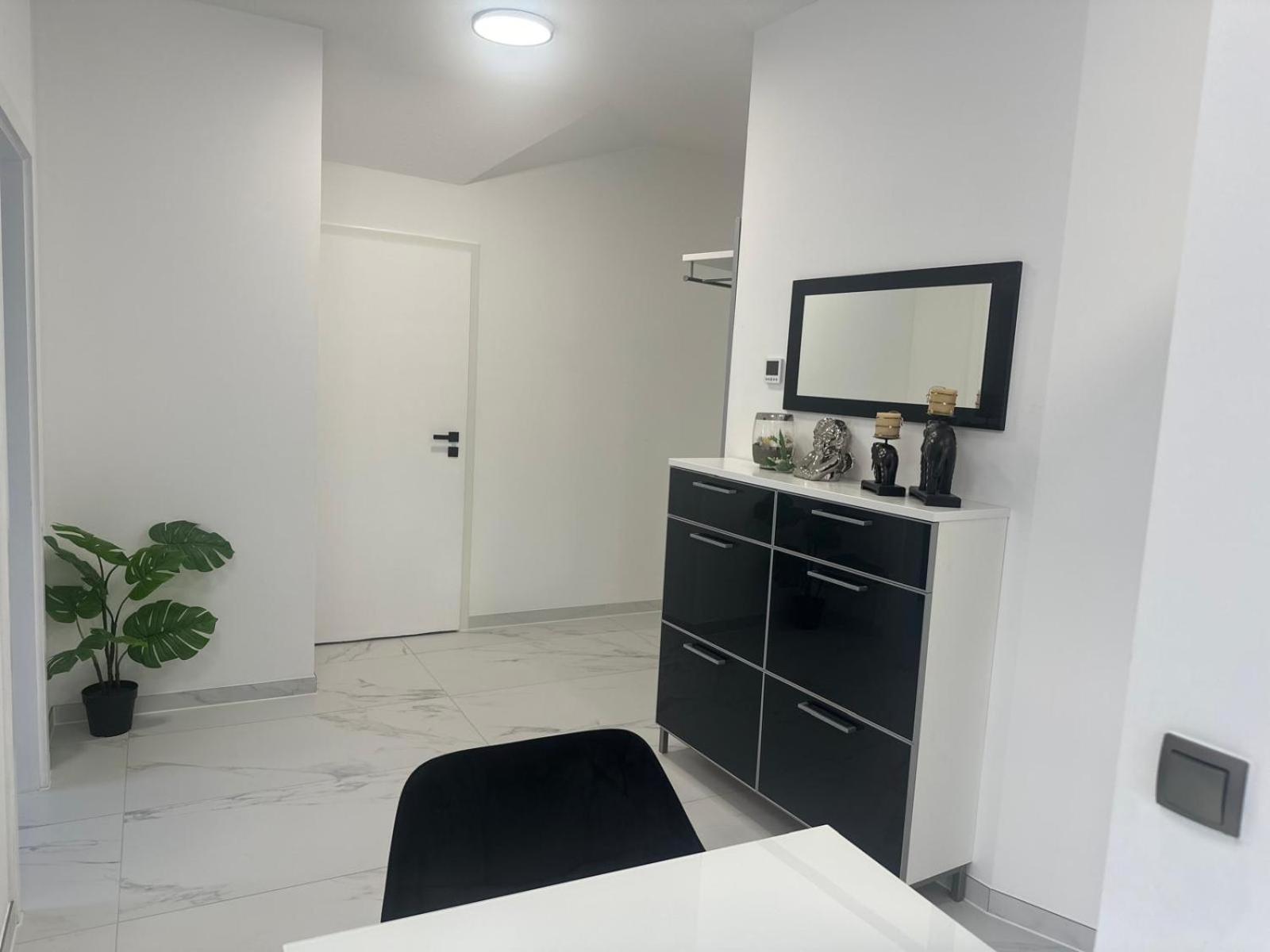 רויטלינגן Flexible, Schoene Und Gut Aussehende Feriensuite מראה חיצוני תמונה